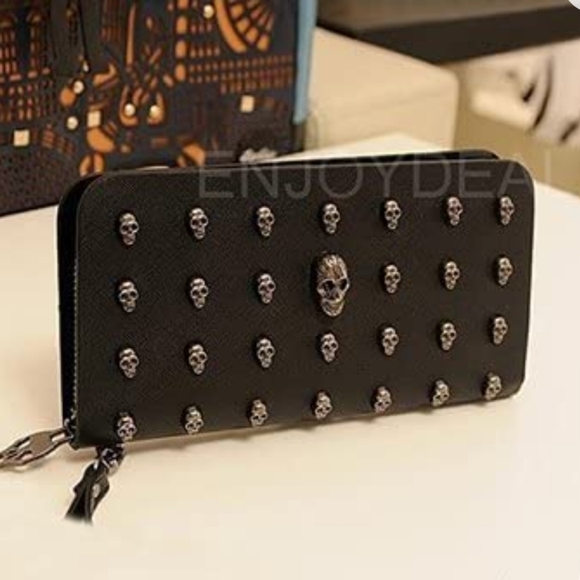 Handbags - NWOT Skull Plated Wallet Purse